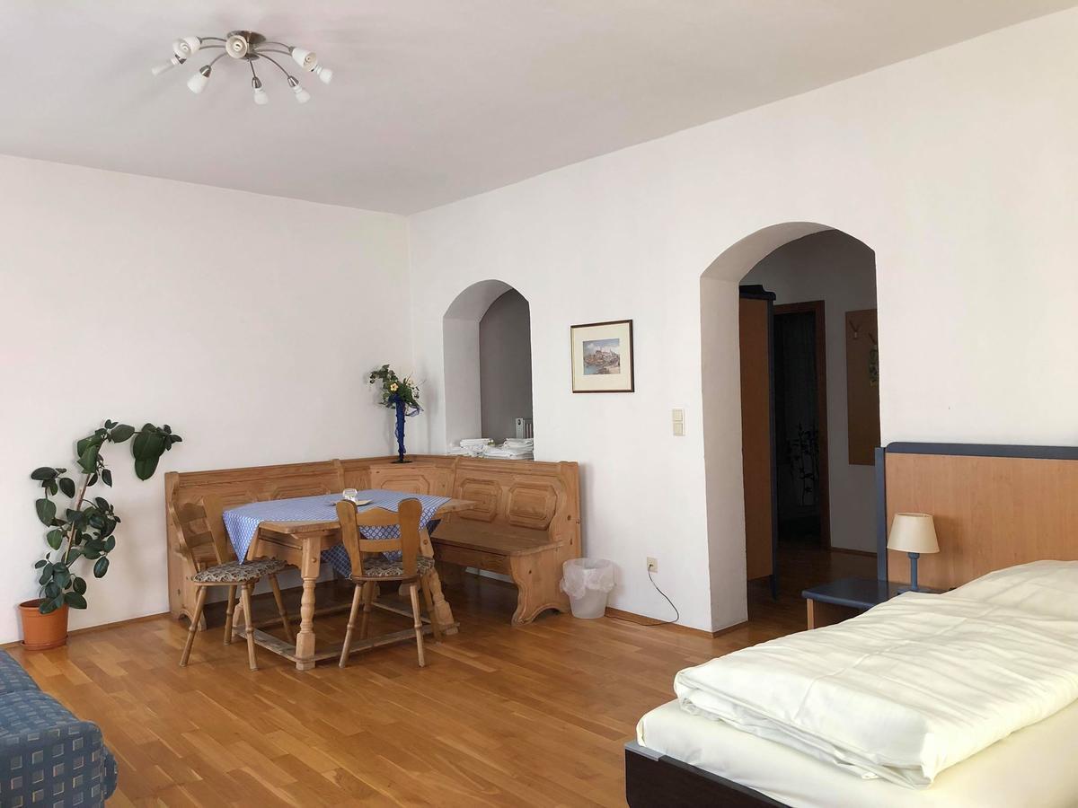 Hotel Gaeubodenhof Щраубинг Екстериор снимка