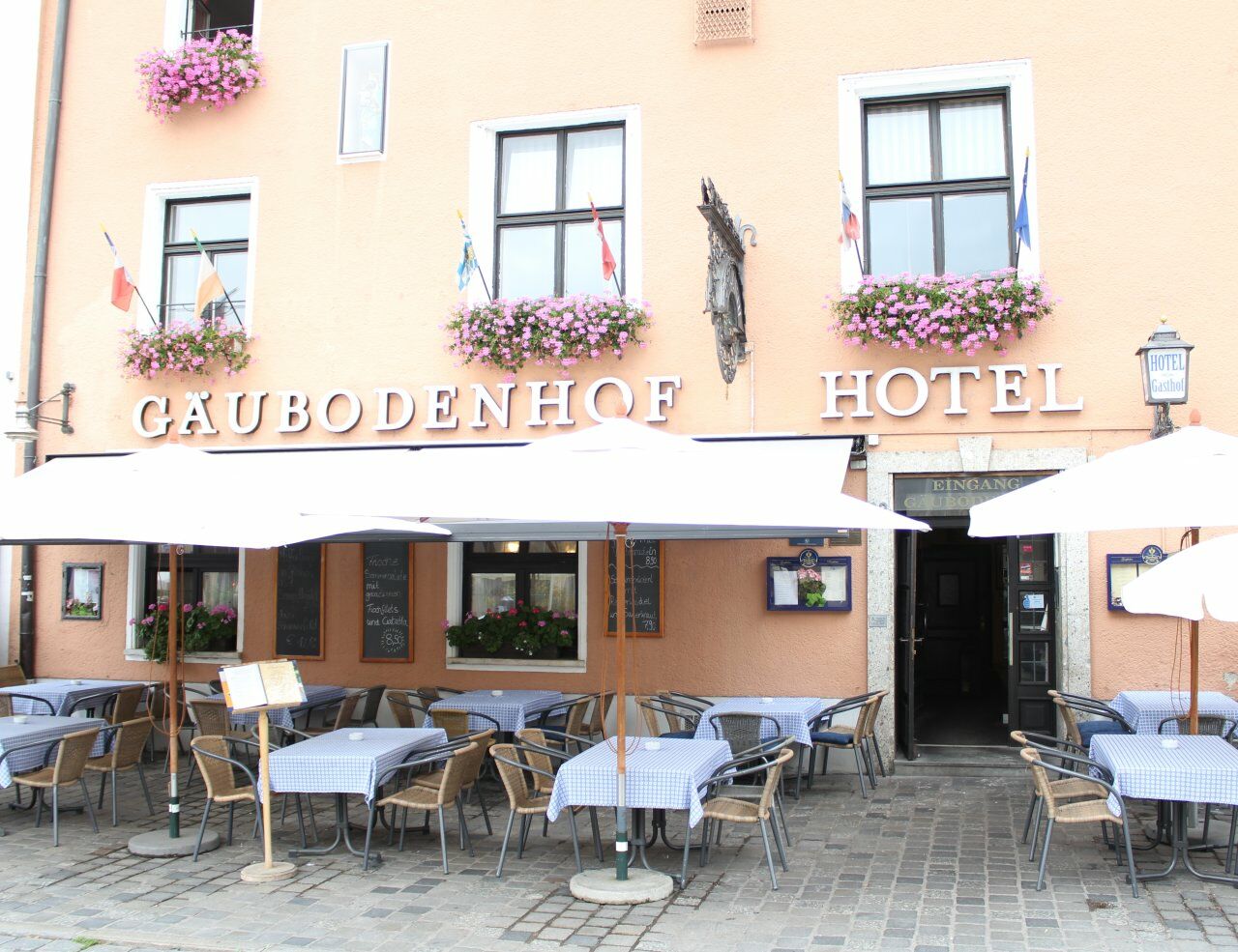 Hotel Gaeubodenhof Щраубинг Екстериор снимка